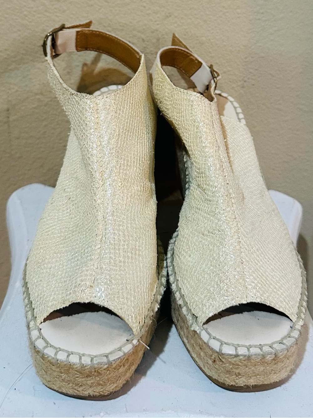 Andre Assous Cream Open-Toe Espadrille Wedge Sandals